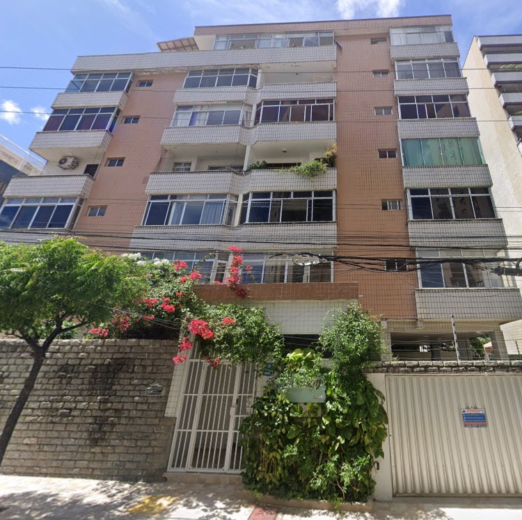 Casa Condomínio